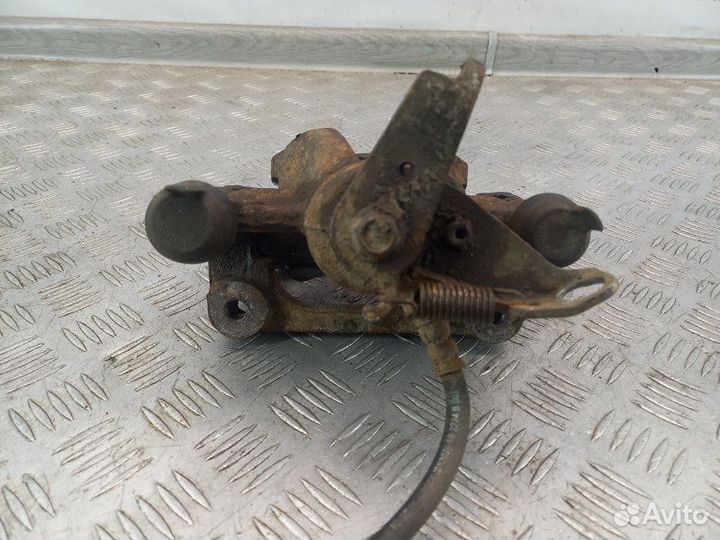 Суппорт задний левый Renault Master 3 2.3 M9TA876