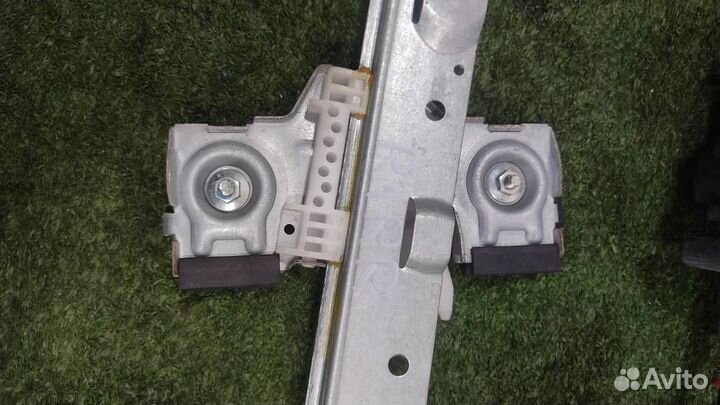 Стеклоподъемник задний правый Ford Fiesta (CB1) 2