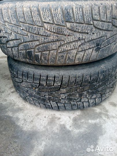 Kumho I'Zen RV Stud KC16 215/60 R16