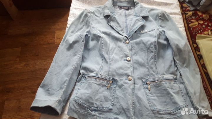 Женская джинсовая курточка