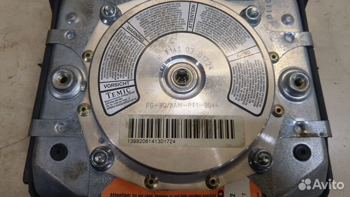 Подушка безопасности водителя Volvo 940