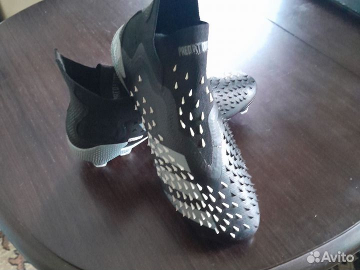 Adidas predator