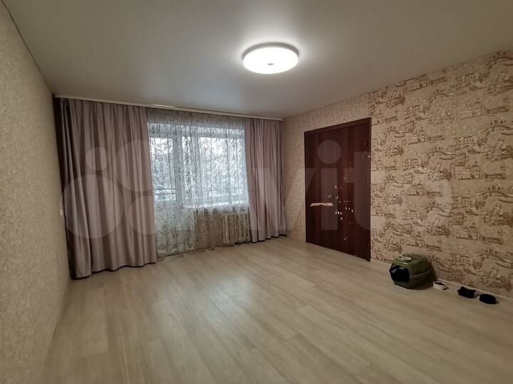 3-к. квартира, 61 м², 2/5 эт.