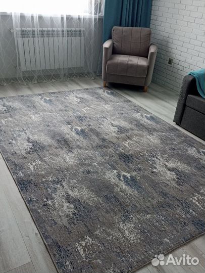 Ковёр 200 на 350 (войлок )