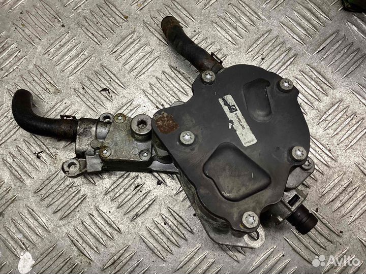 Насос вакуумный Volkswagen Touran