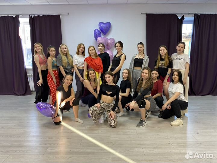 Танцы для девушек Челябинск, йога, растяжка