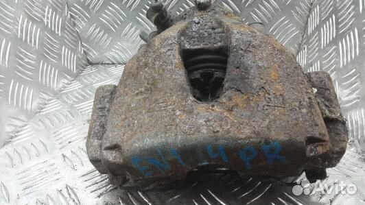 Суппорт тормозной передний правый opel meriva A (E