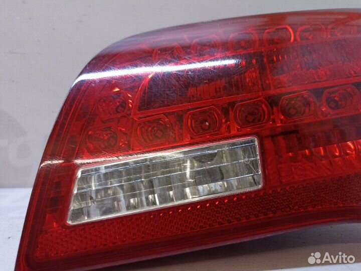 Фонарь задний внутренний правый Audi A6 C6 AUK