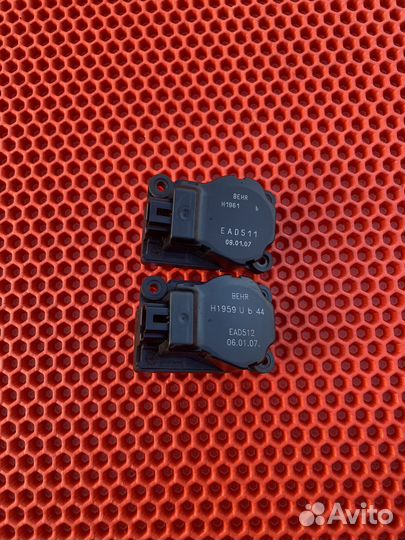 Моторчик заслонки отопителя Citroen c4