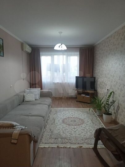 3-к. квартира, 74 м², 3/9 эт.