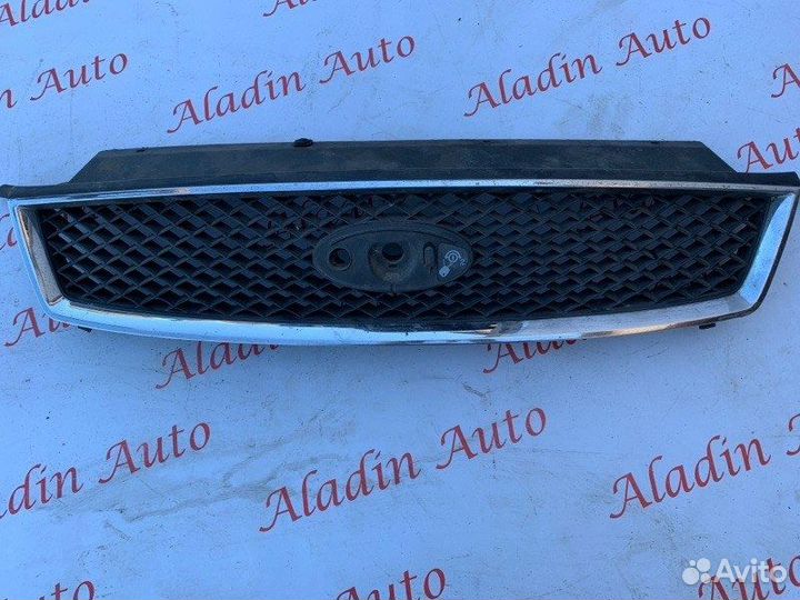 Решетка радиатора Ford C-Max