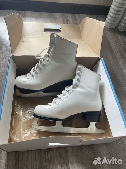 Коньки фигурные женские
