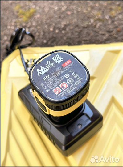 Шуруповерт бесщеточный оригинал