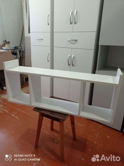 Полки книжные