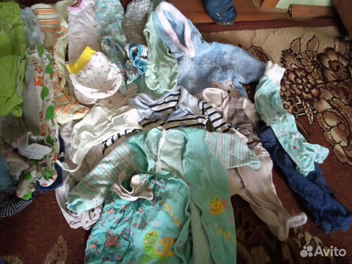 Детские вещи с 0 до 6 месяцев