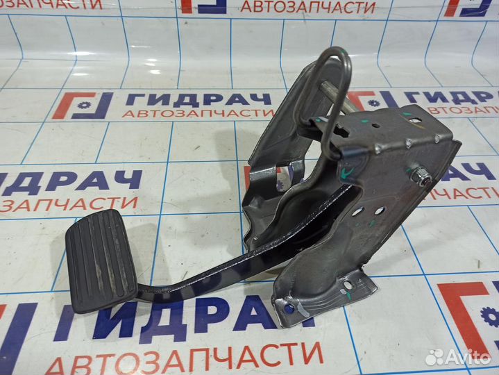 Педаль тормоза Nissan Almera G15 4650100Q0C