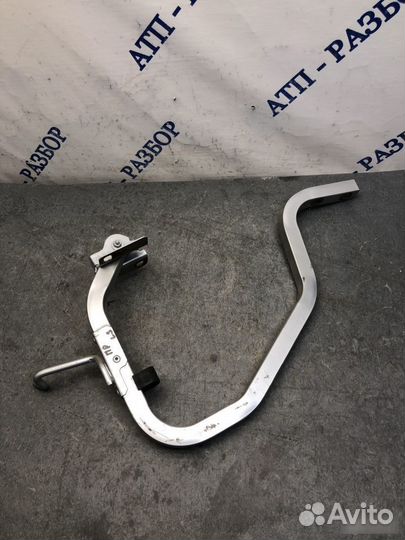 Петля багажника правая Renault Logan 2 Stepway