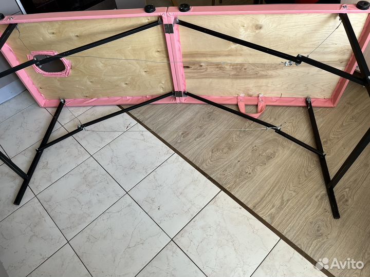 Массажный стол складной с вырезом для лица