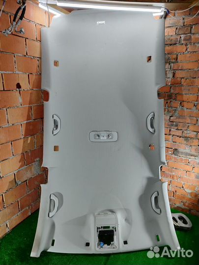 Обшивка потолка Volkswagen Passat B6 универсал