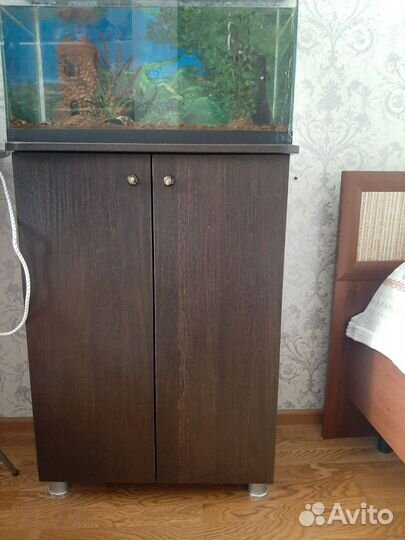 Аквариум с тумбой