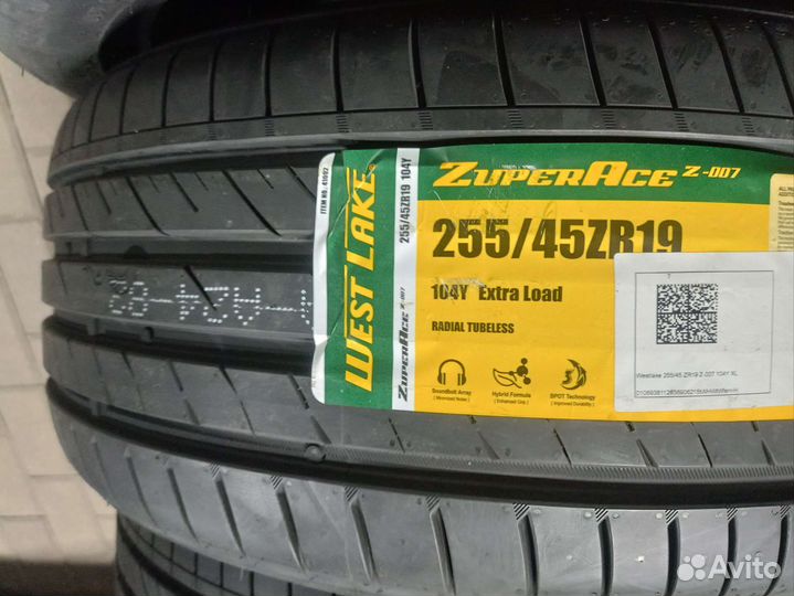 Westlake ZuperAce Z-007 255/45 R19 104Y