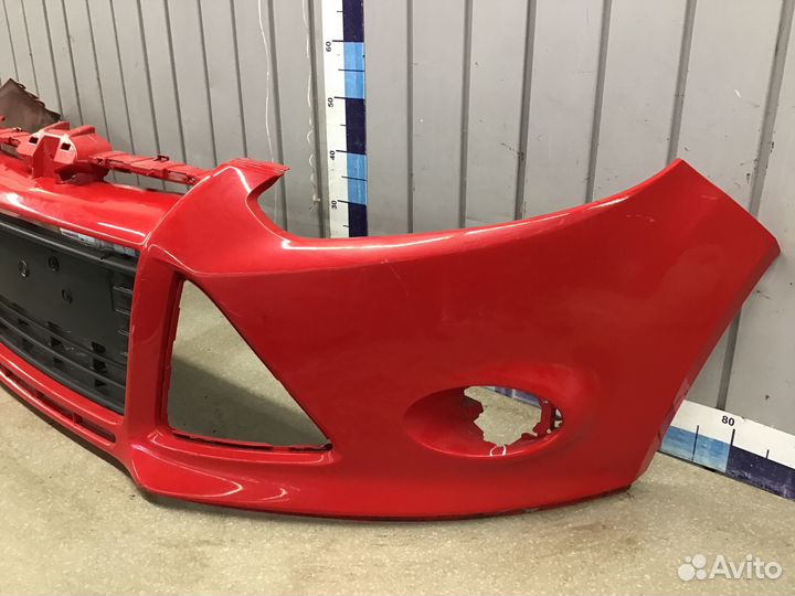 Бампер передний Ford Focus III 2011