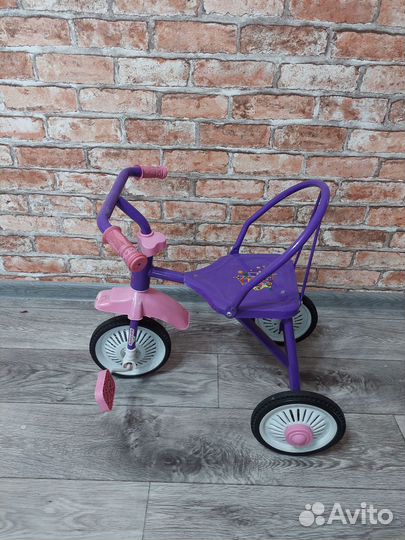 Детский трехколесный велосипед