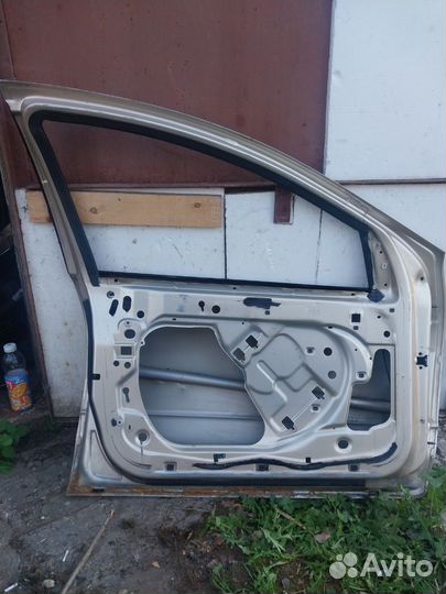 Dodge intrepid дверь водительская