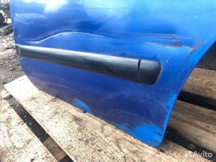 Дверь задняя левая Nissan Almera N15 1.4 1998