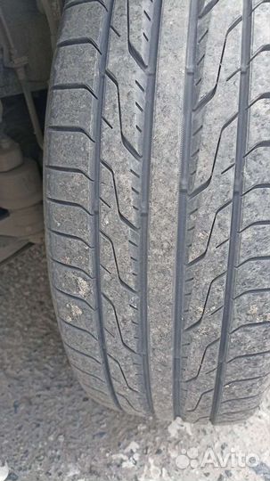 Toyo DRB 215/55 R17 94V