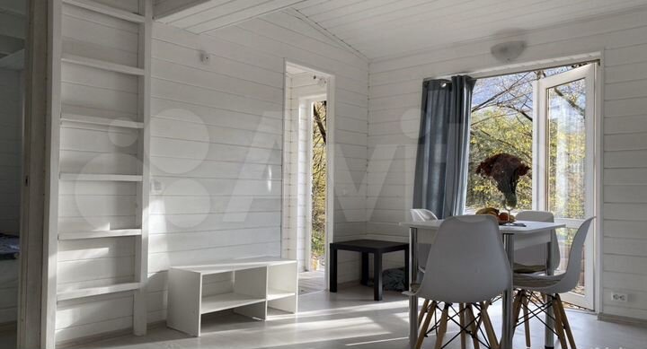 Дом 48 м² на участке 4 сот.