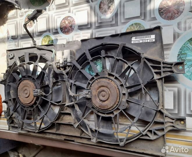 Вентирлятор радиатора Chrysler 300m