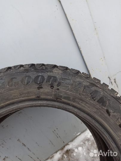 Goodyear Eagle Ultra Grip 215/60 R17