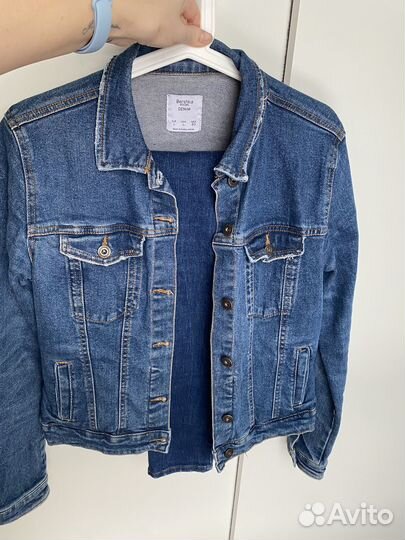 Джинсовая куртка bershka