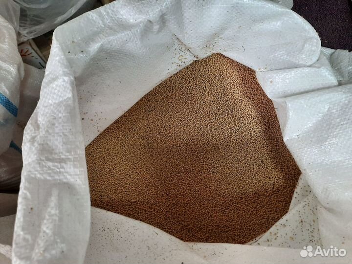 Семена люцерны, горчицы, газонной травы, удобрения