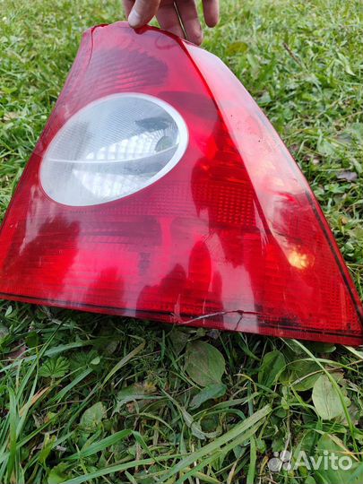 Задняя фара ford focus 2