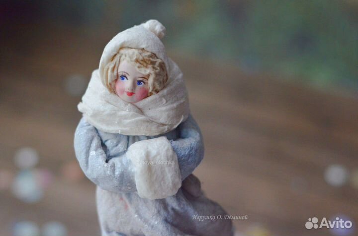 Ватная игрушка в ретро стиле, «Девочка с муфтой»