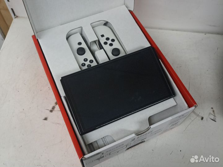 Игровая приставка Nintendo Switch oled 64 гб новая