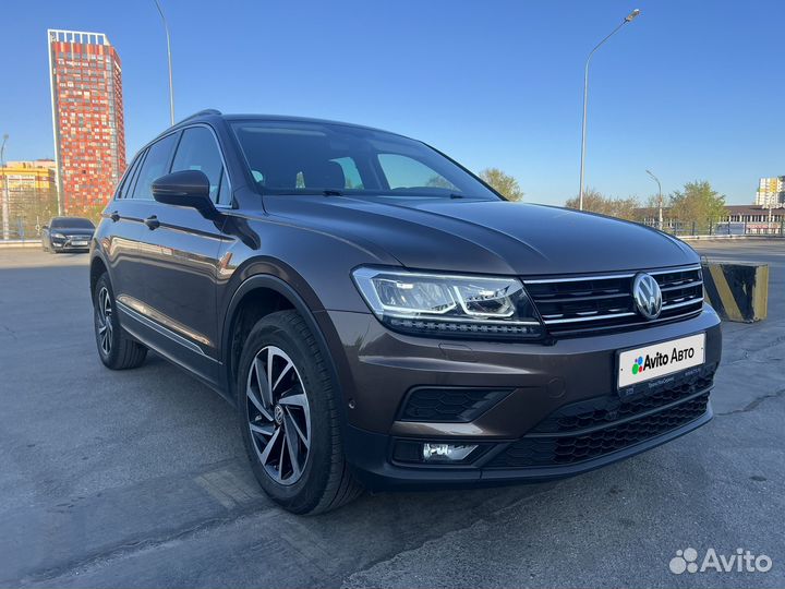 Volkswagen Tiguan 2.0 AMT, 2018, 111 000 км