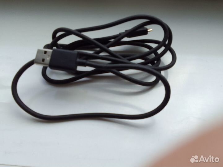Кабель для зарядки смартфонов