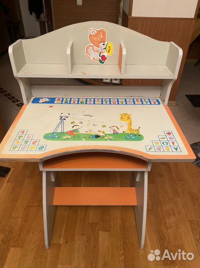 Детский письменный стол-парта со стулом