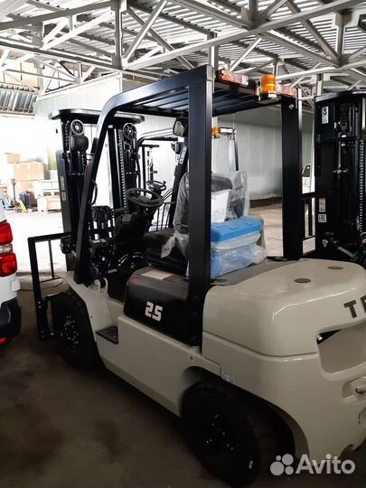 Вилочный погрузчик TFN CPCD25-AG2, 2022
