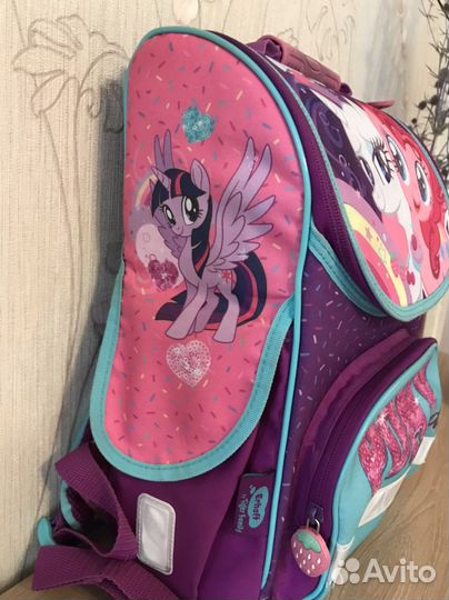 Школьный ранец