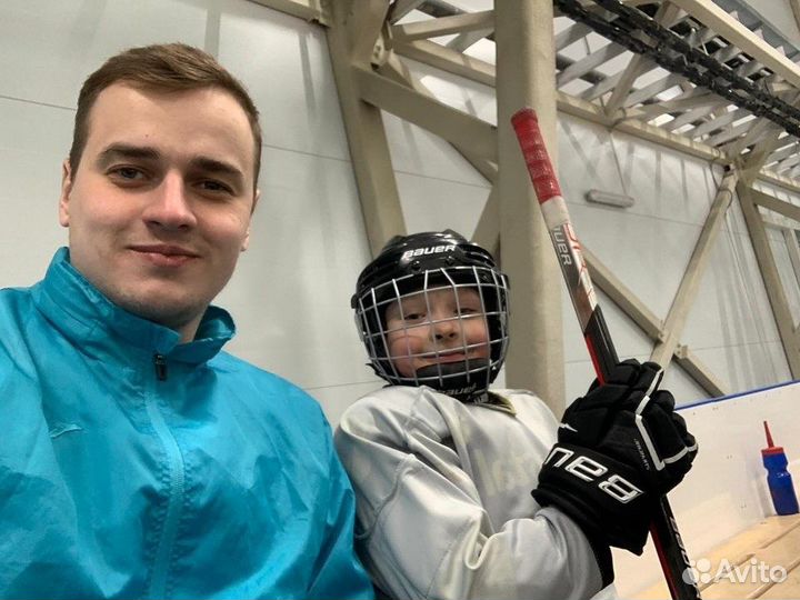 Тренер по хоккею