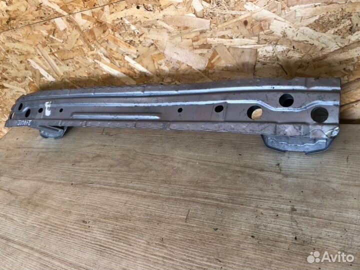 Усилитель бампера задний Subaru Forester 3