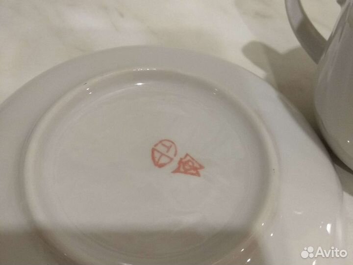 Чашка с блюдцем