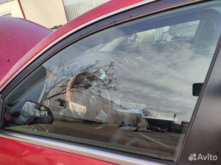 Cadillac cts 2 стекло двери передней левой