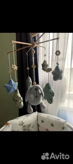 Мобиль на кроватку деревянный