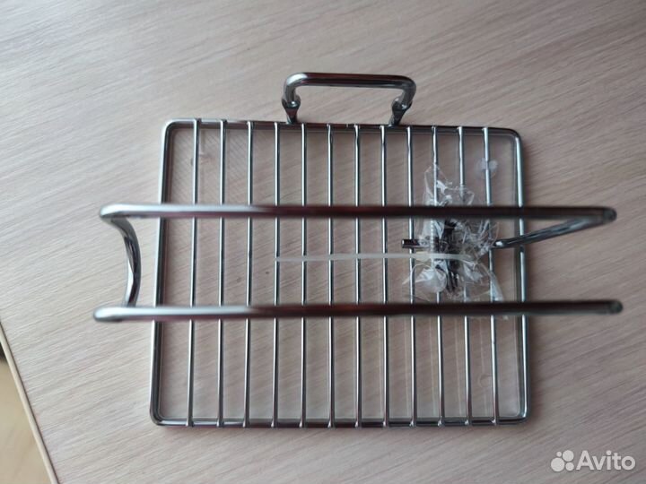 Держатель для туал. бумаги новый с креплениями