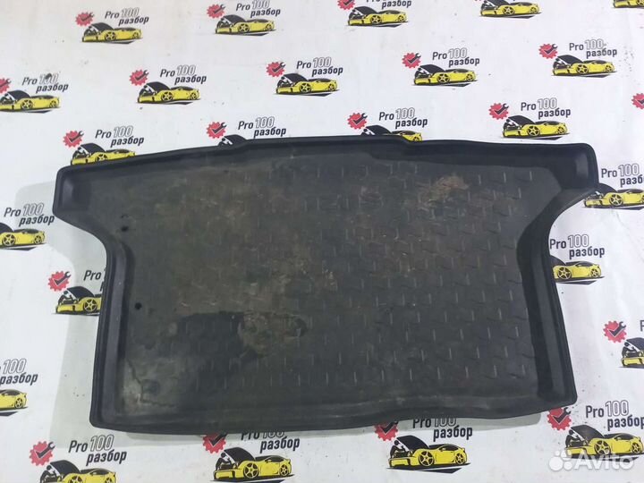 Suzuki sx4 комплект ковриков